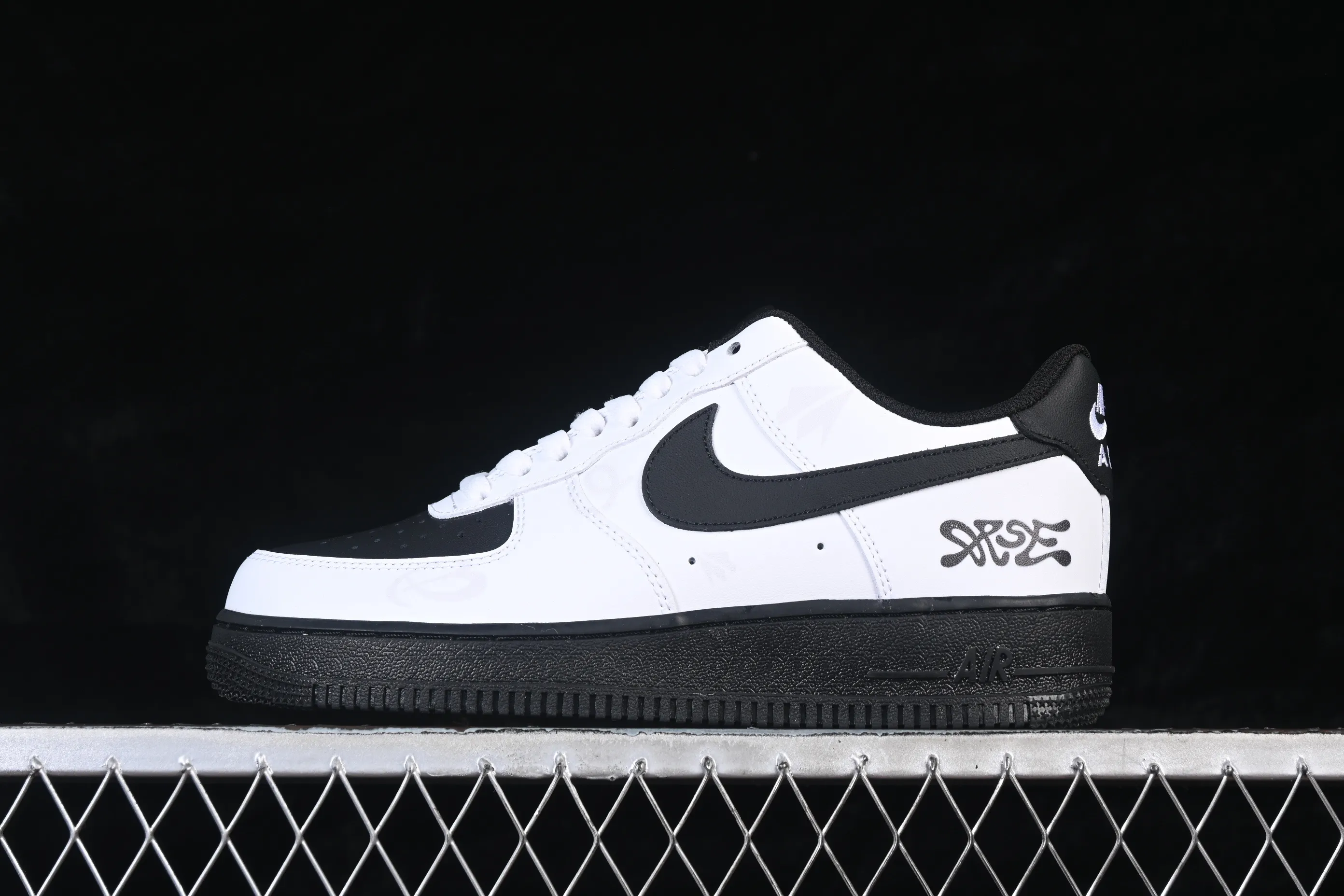 All categories Nk Air Force 1 Air Force series Nk Air Force 1 Low Air Force low-top Nike Air Force 1'07 Low Urban brand Air Force 1 low-top casual sneakers ZH0316-153